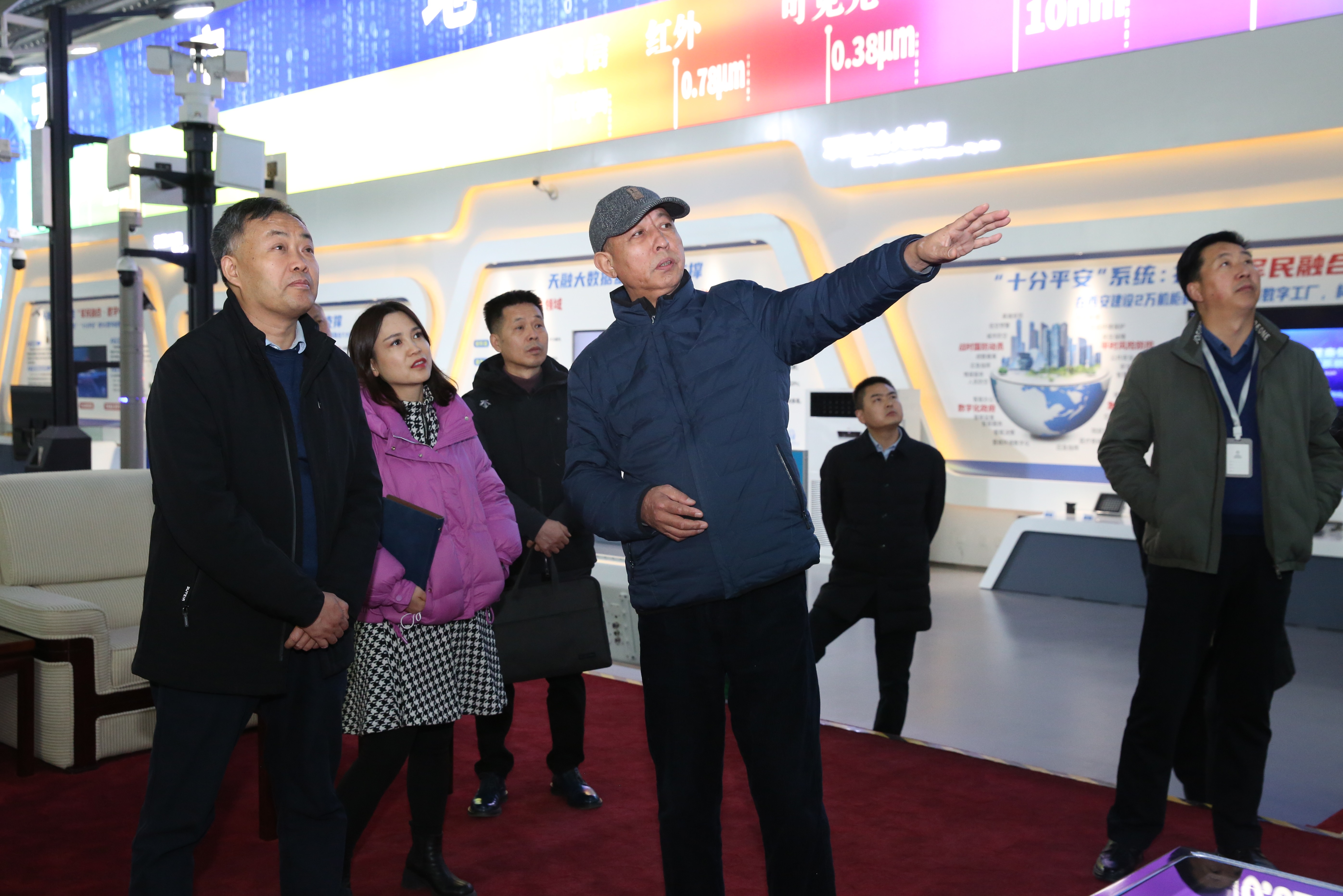 市双拥办办常务副主任闫亚林来我司考察_众赢国际版
