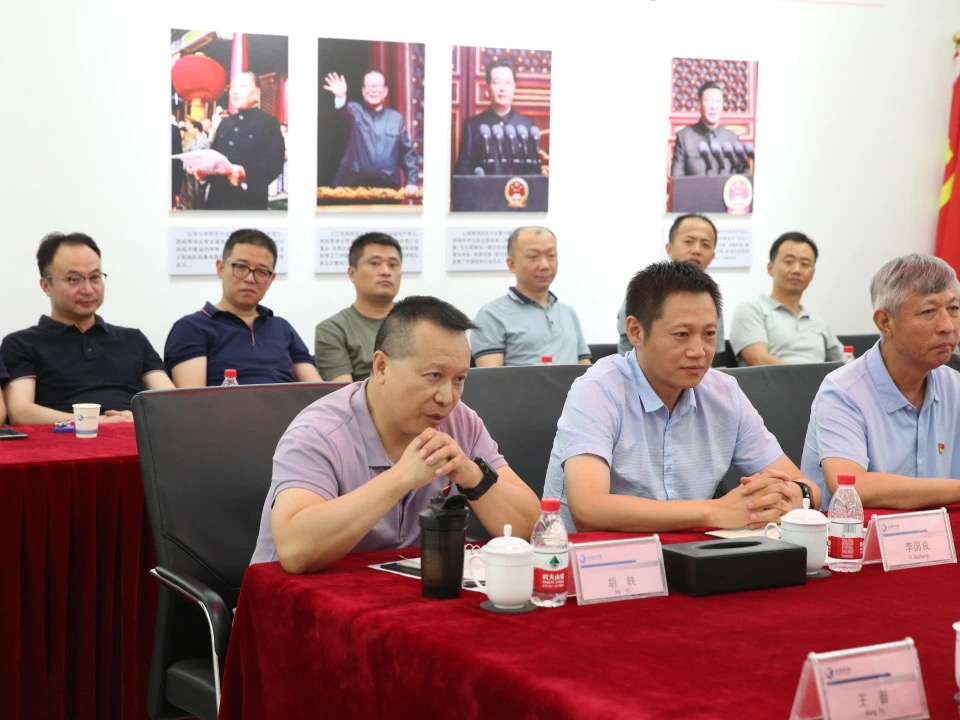 雁塔区退役武士局党支部与众赢国际版防务党委 联合开展庆“七一”党建交流运动_众赢国际版