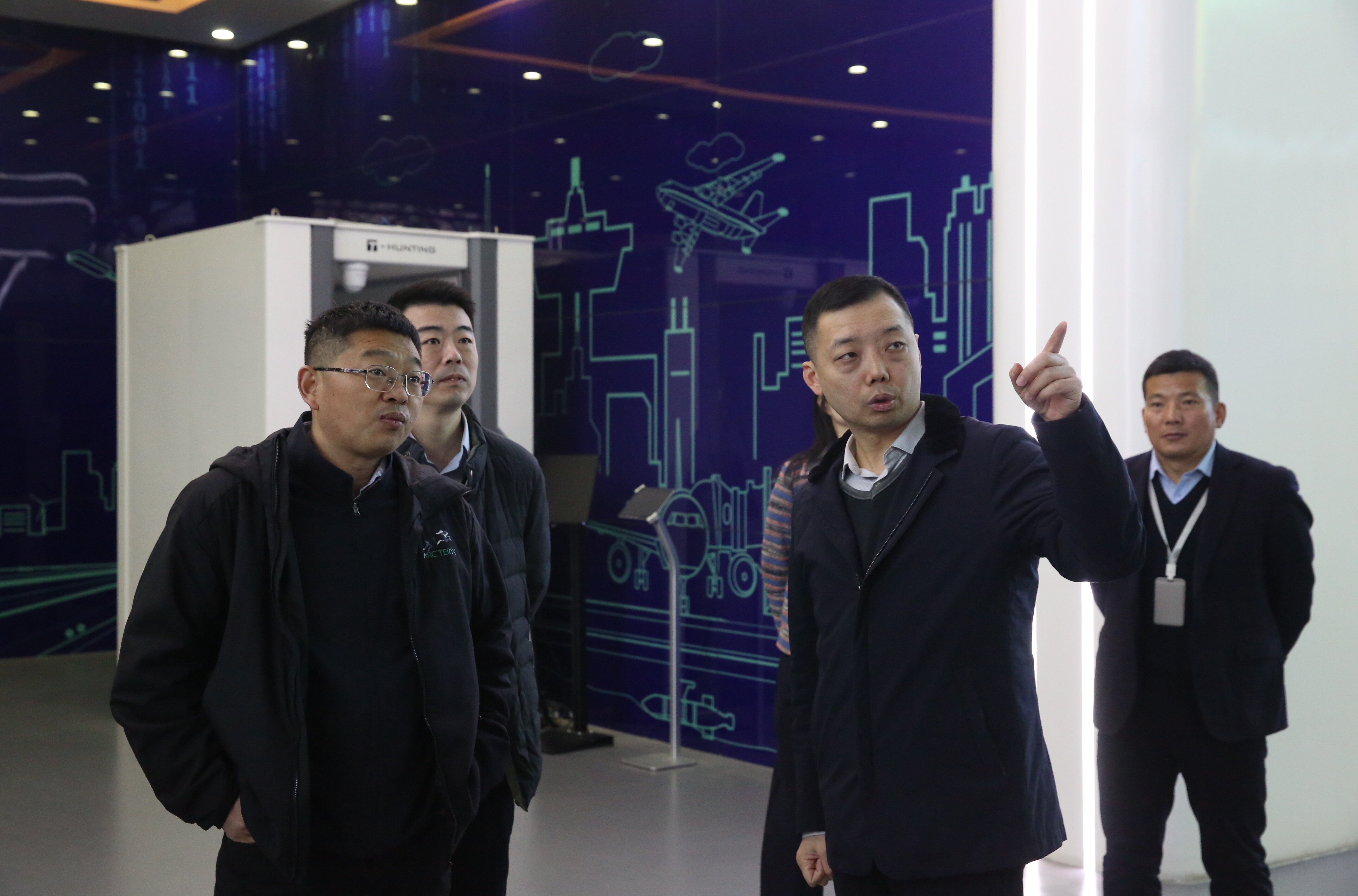 天津低空经济开发有限公司总司理王永威来我司调研_众赢国际版
