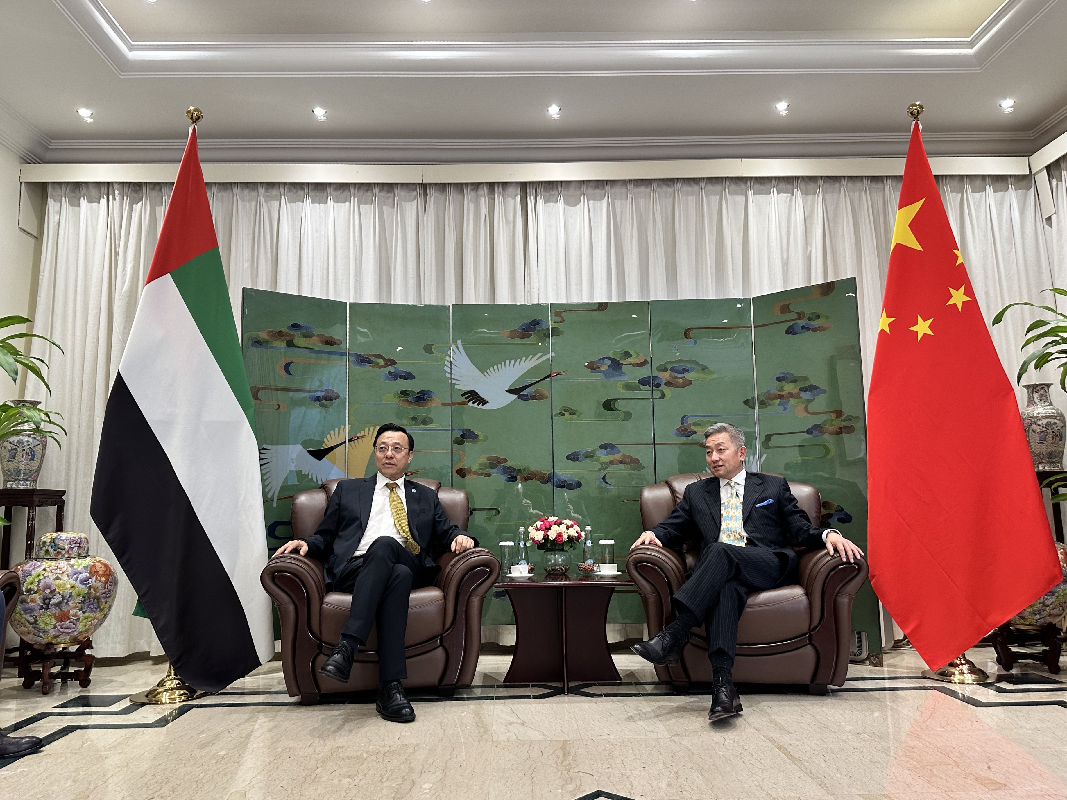 中国驻阿联酋大使张益明会见公司副总钱钦阳一行_众赢国际版